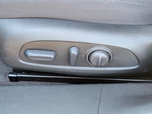 Used 2025 Chevrolet Malibu LT FWD image 9