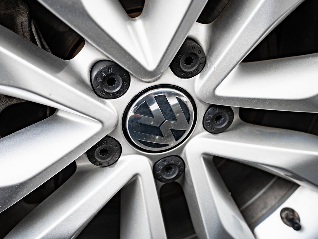 Used 2017 Volkswagen Beetle 1.8T S image 9