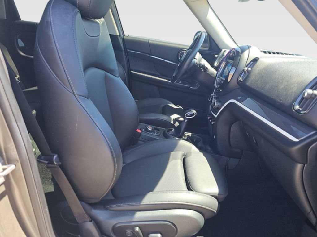 Used 2018 MINI Cooper Countryman S FWD image 11