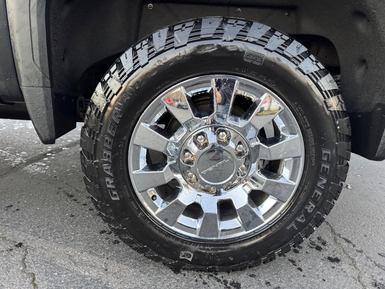 Used 2021 GMC Sierra 2500 Denali w/ Denali Ultimate Package image 24