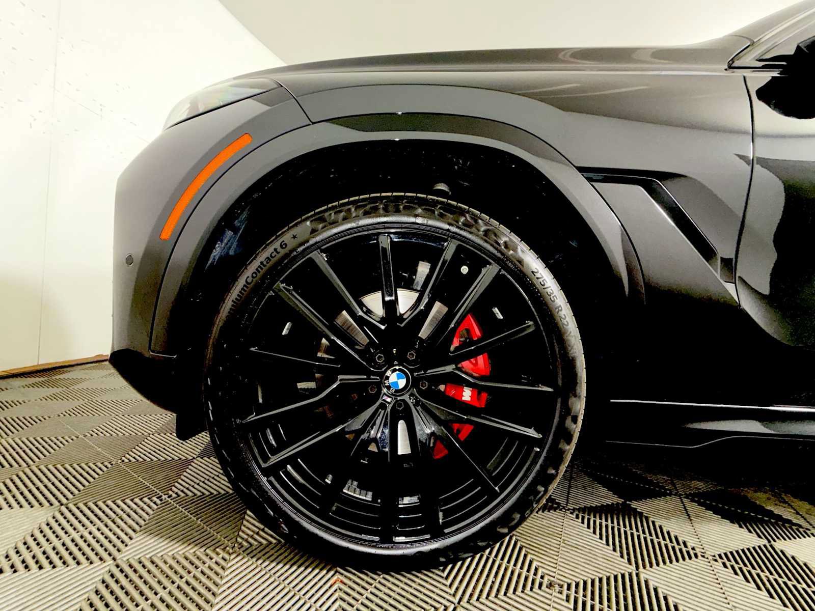 Used 2025 BMW X6 xDrive40i w/ Executive Package AWD/4WD image 8