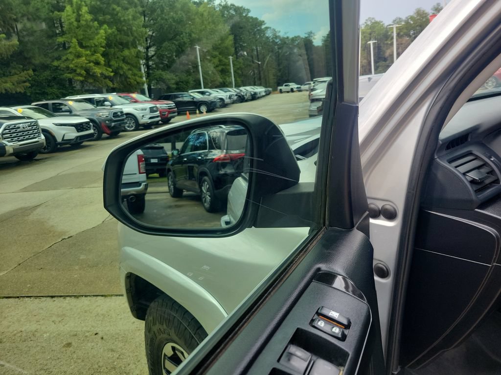 Used 2021 Toyota 4Runner TRD Off-Road Premium AWD/4WD image 12