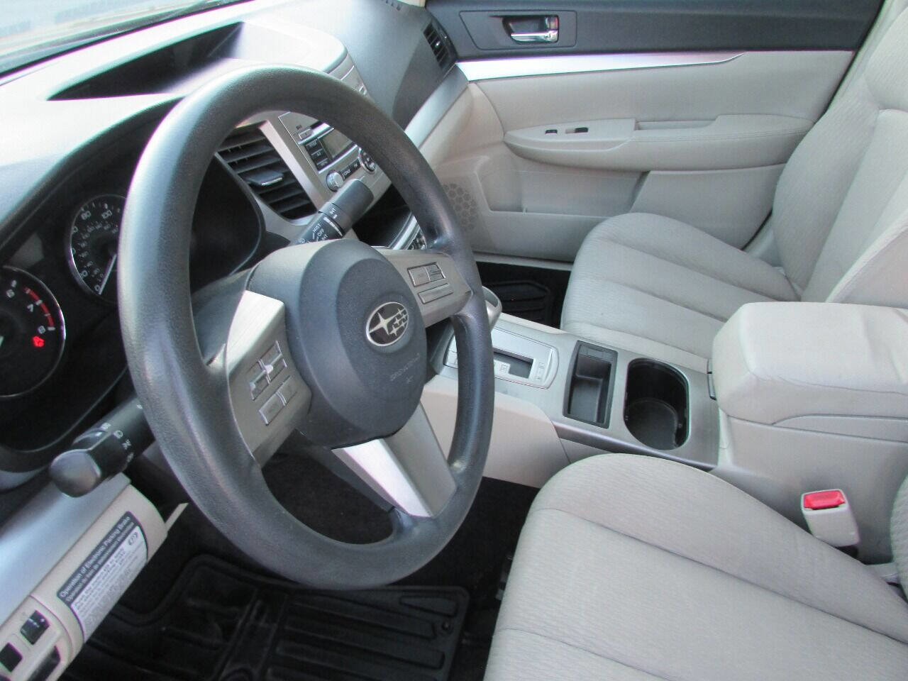 Used 2011 Subaru Legacy 2.5i image 29