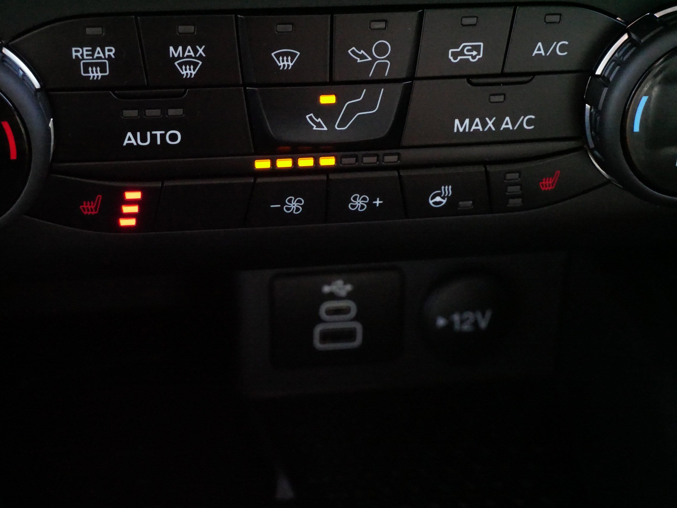 Used 2023 Ford Bronco Sport Outer Banks w/ Tech Package AWD/4WD image 29