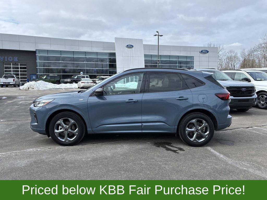 Used 2024 Ford Escape ST-Line image 4