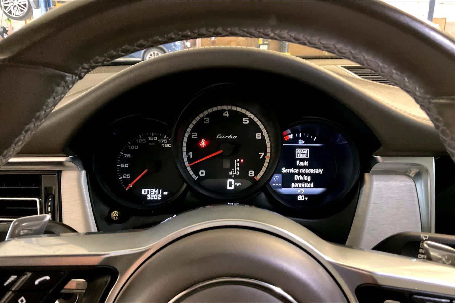 Used 2020 Porsche Macan Turbo AWD/4WD image 23