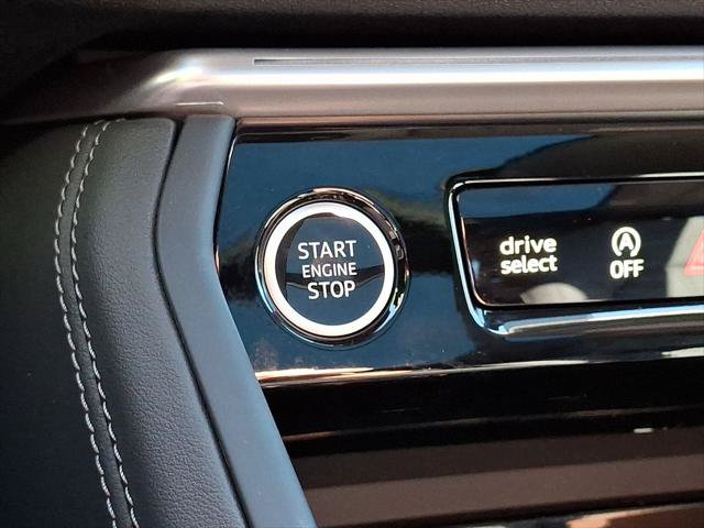 Certified 2025 Audi Q5 Premium w/ Convenience Package AWD/4WD image 24