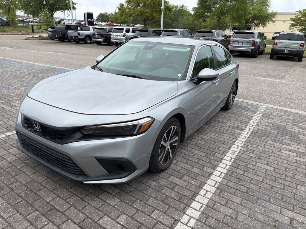 Used 2023 Honda Civic LX image 2