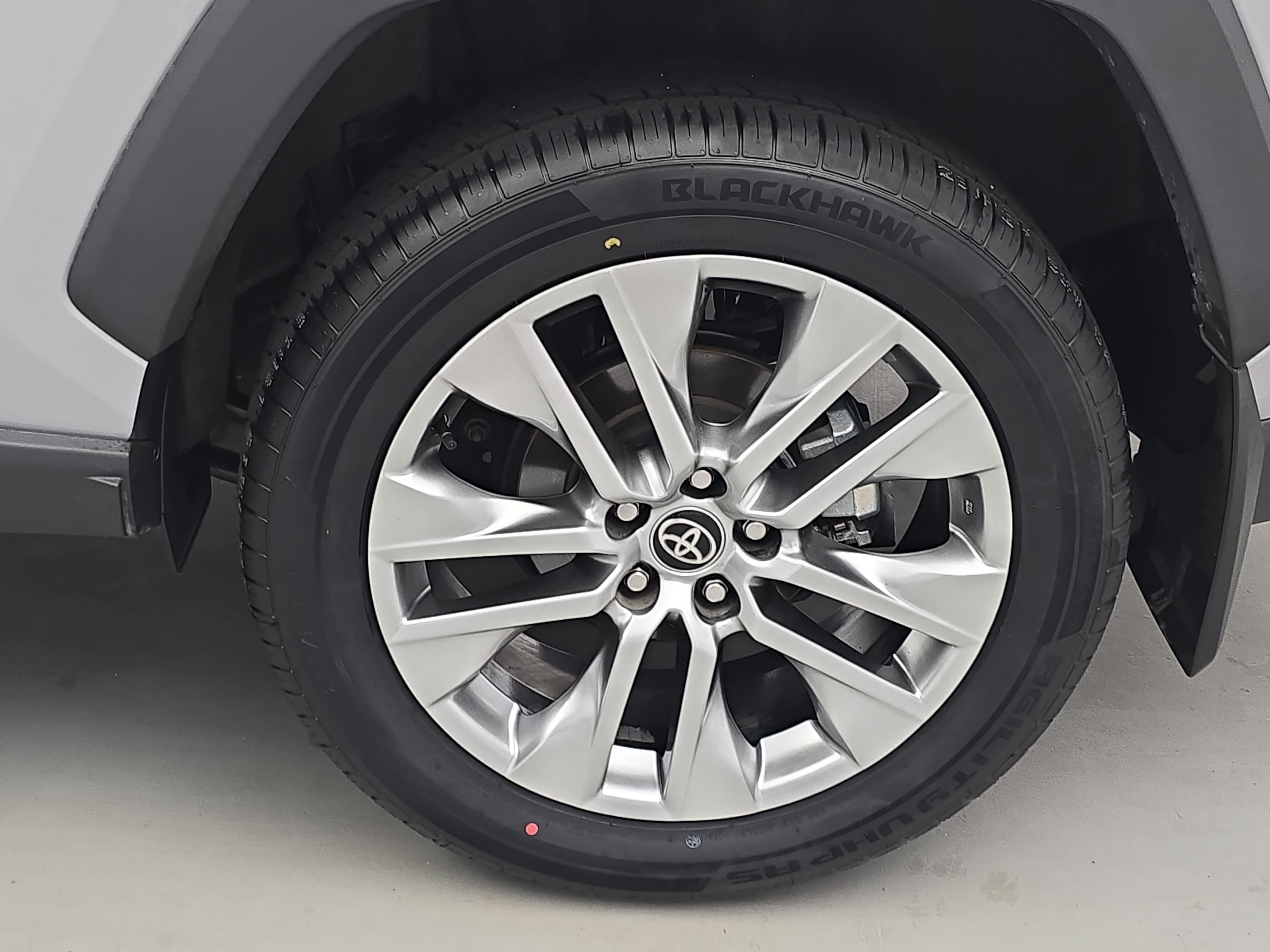 Used 2024 Toyota RAV4 XLE Premium w/ Weather Package FWD image 33