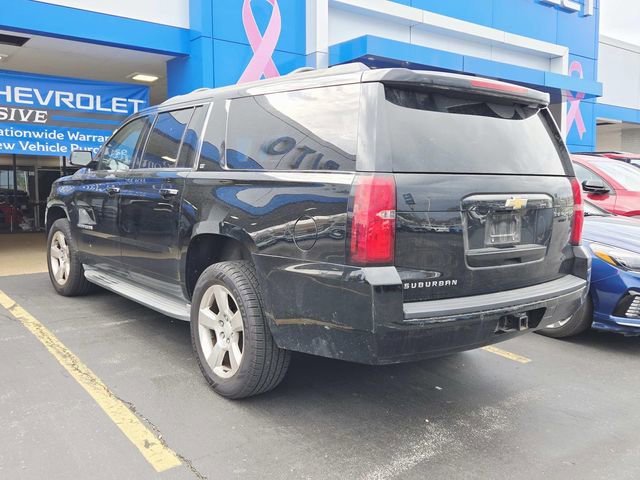 Used 2015 Chevrolet Suburban LT image 3