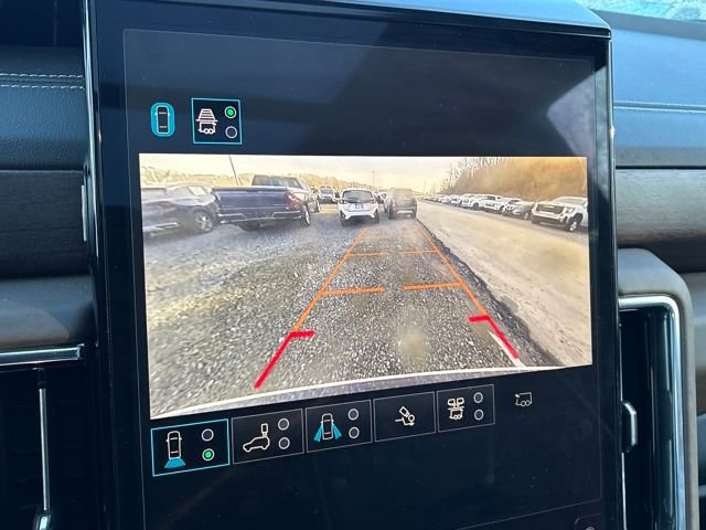 Certified 2025 GMC Yukon Denali Ultimate w/ LPO, Floor Liner Package image 18