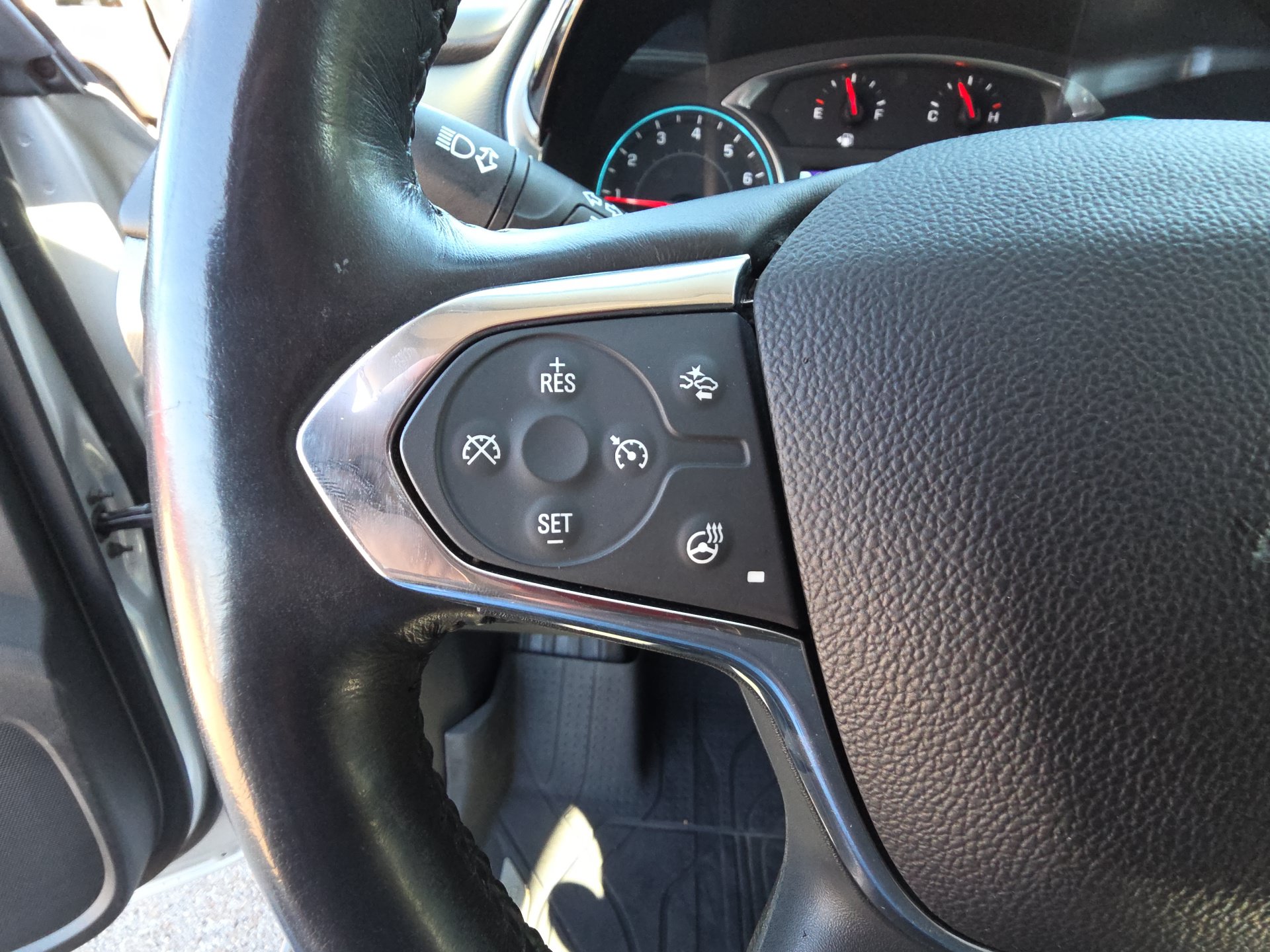 Used 2019 Chevrolet Traverse Premier w/ LPO, Floor Liner Package AWD/4WD image 18