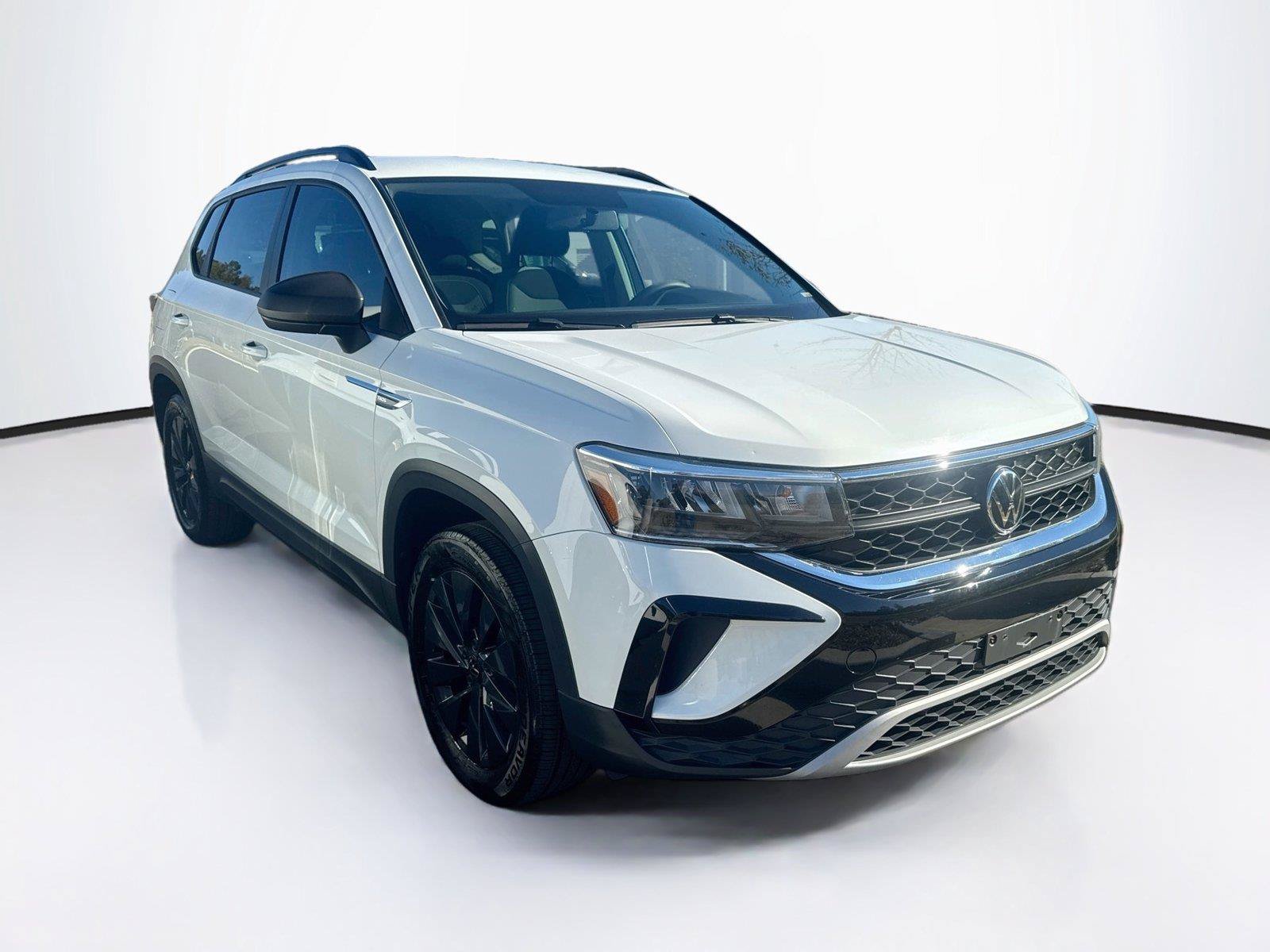 Certified 2022 Volkswagen Taos S AWD/4WD image 3