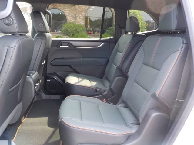 New 2027 GMC Acadia AT4 w/ Super Cruise Package AWD/4WD image 18