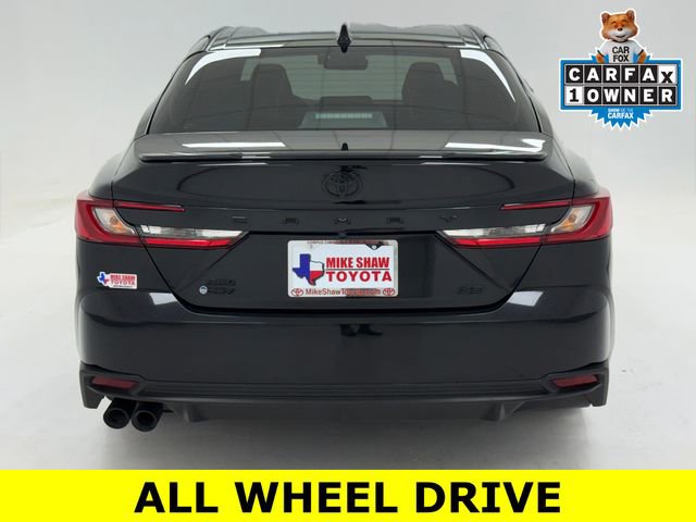 Used 2025 Toyota Camry SE w/ Convenience Package image 39