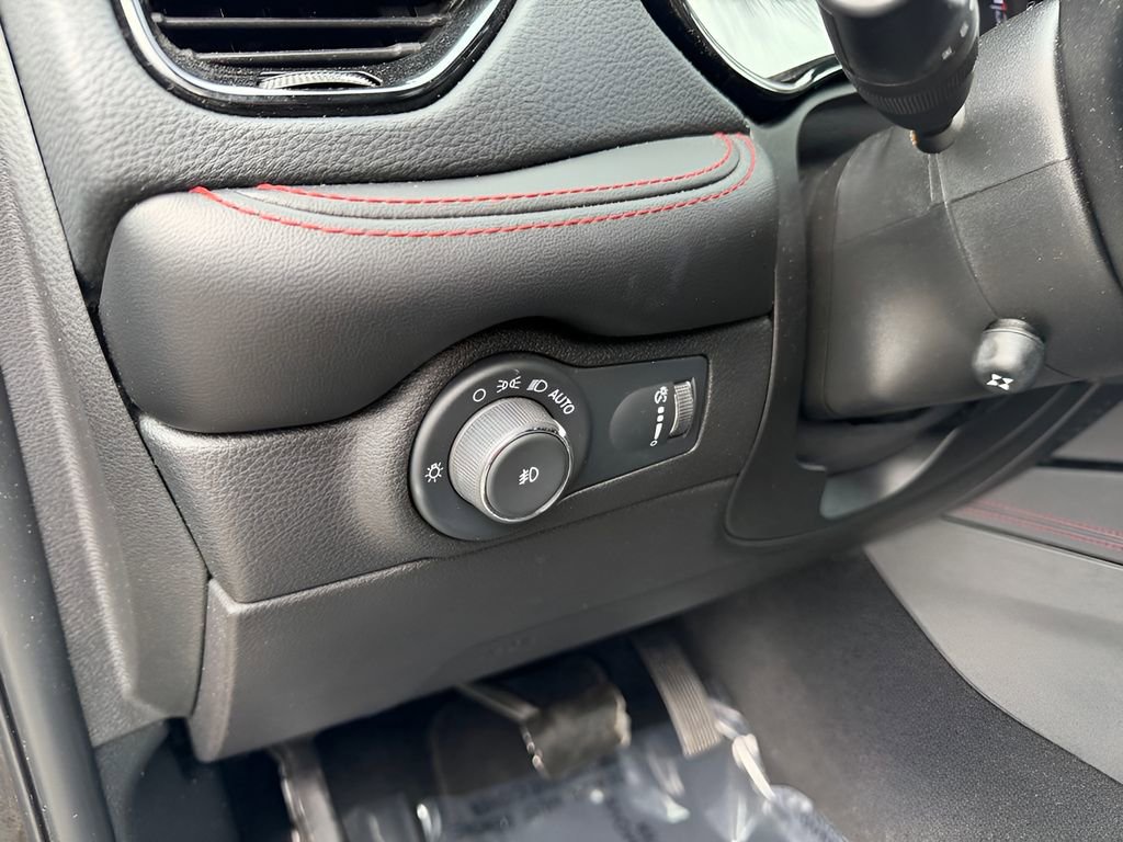 Used 2023 Dodge Durango GT image 20