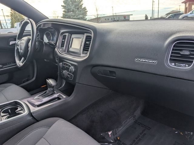 Used 2015 Dodge Charger SE w/ Power Sunroof Group image 22