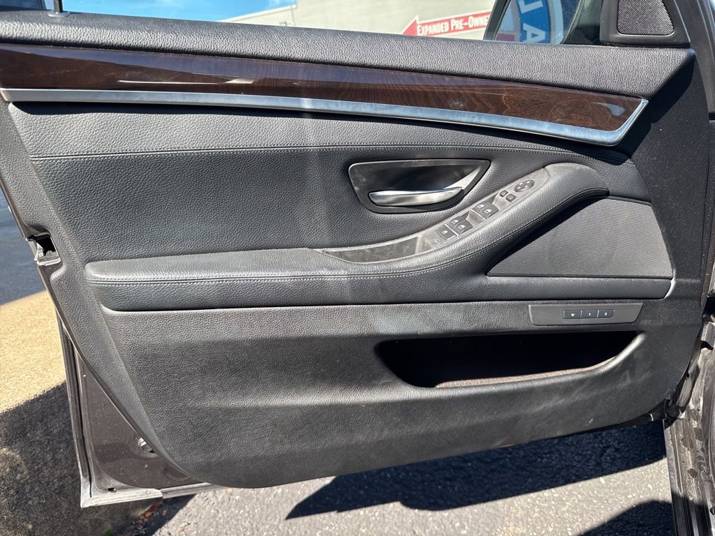 Used 2013 BMW 528i xDrive Sedan image 24