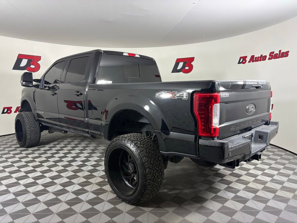 Used 2018 Ford F250 Lariat w/ Lariat Ultimate Package AWD/4WD image 5