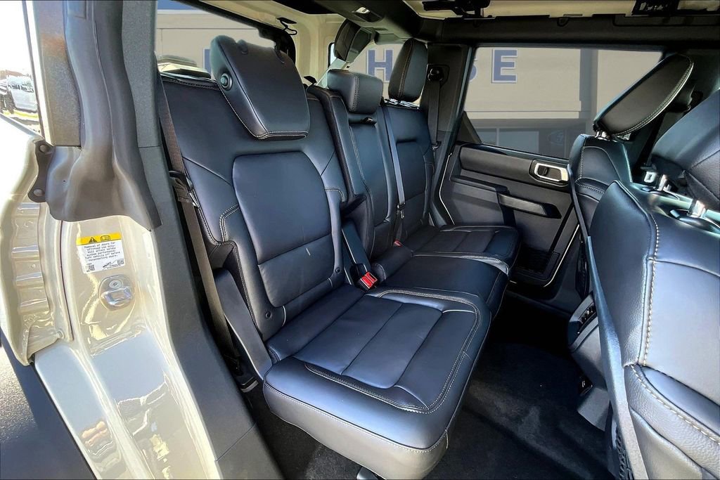 New 2026 Ford Bronco Badlands image 10