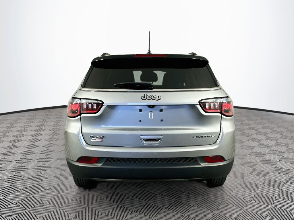 Certified 2022 Jeep Compass Limited AWD/4WD image 9