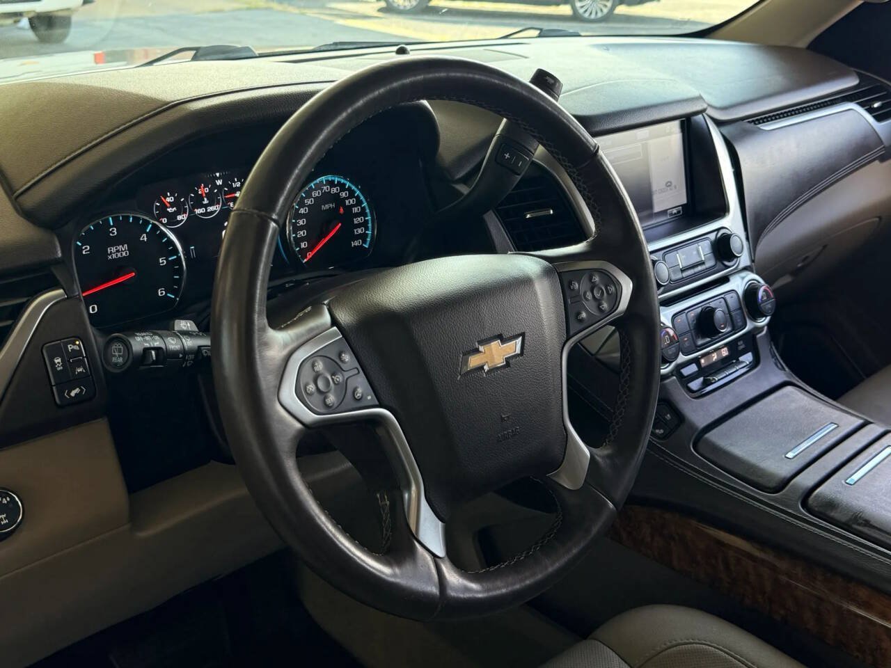 Used 2017 Chevrolet Tahoe Premier AWD/4WD image 31