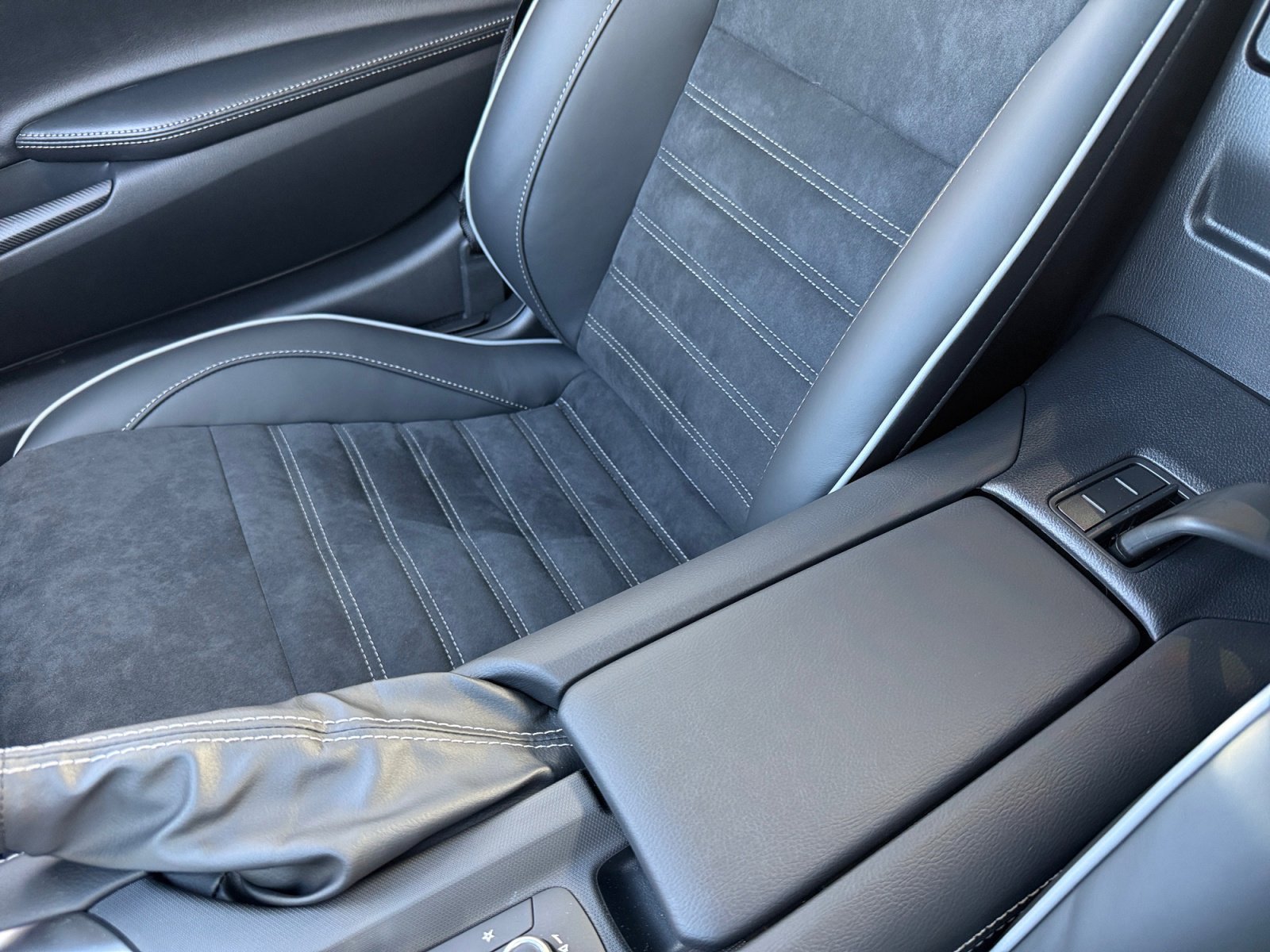 New 2025 MAZDA MX-5 Miata RF Club w/ Weather Package image 14