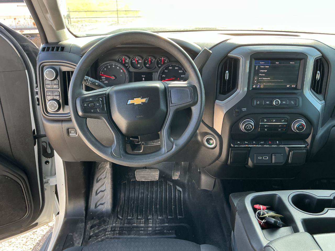 Used 2022 Chevrolet Silverado 1500 W/T w/ WT Safety Package AWD/4WD image 11