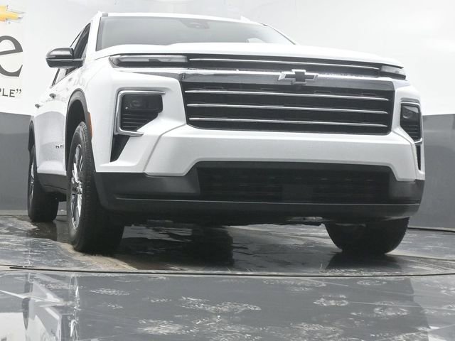 New 2026 Chevrolet Traverse LT w/ Driver Confidence Package image 3