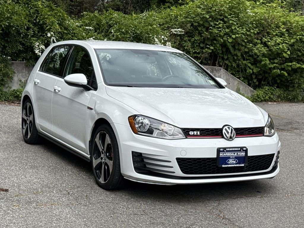 Used 2016 Volkswagen GTI S FWD image 11