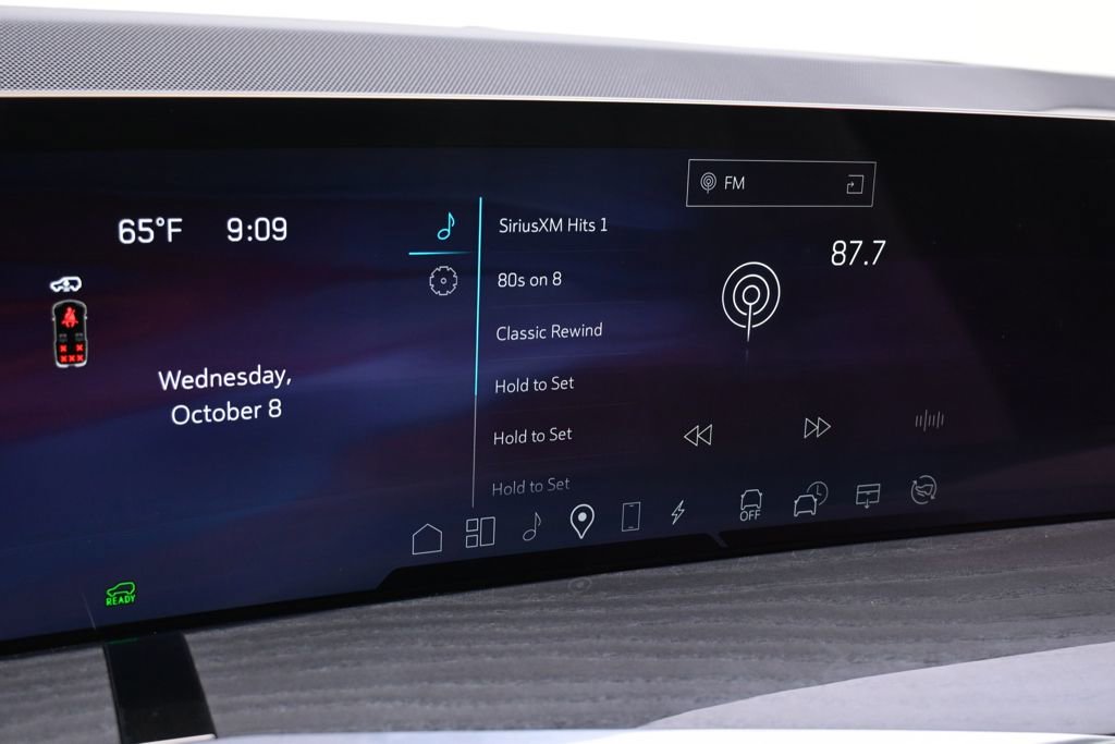 New 2025 Cadillac Escalade IQ Sport 1 w/ LPO, ONYX Package image 27