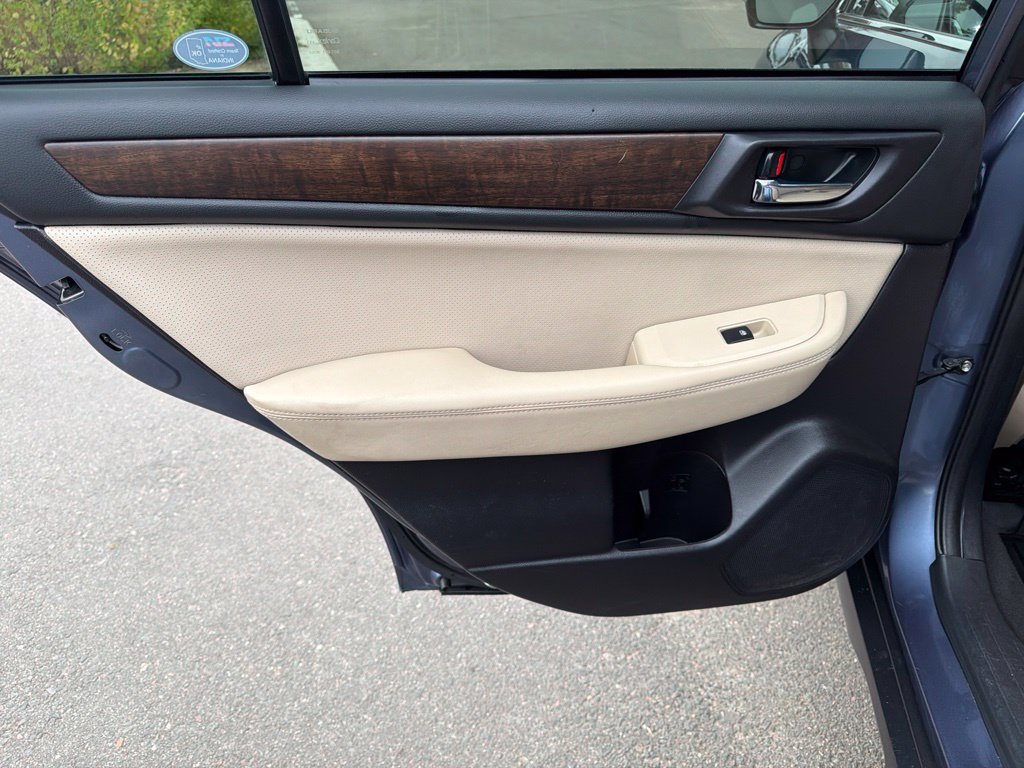 Used 2017 Subaru Outback 2.5i Limited AWD/4WD image 19