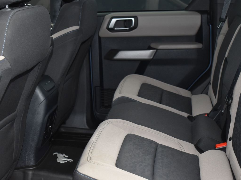 Used 2023 Ford Bronco Wildtrak image 11