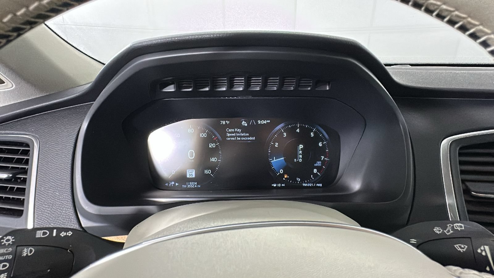 Used 2021 Volvo XC90 T6 Momentum AWD/4WD image 20