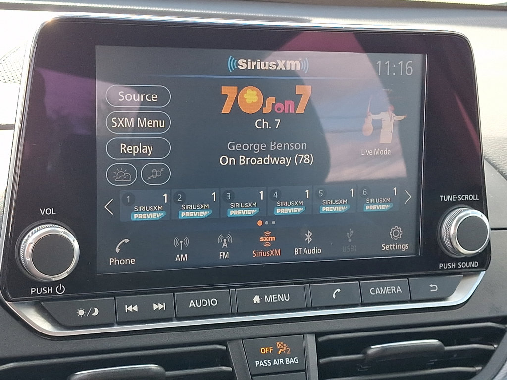 Used 2024 Nissan Altima 2.5 SR FWD image 29