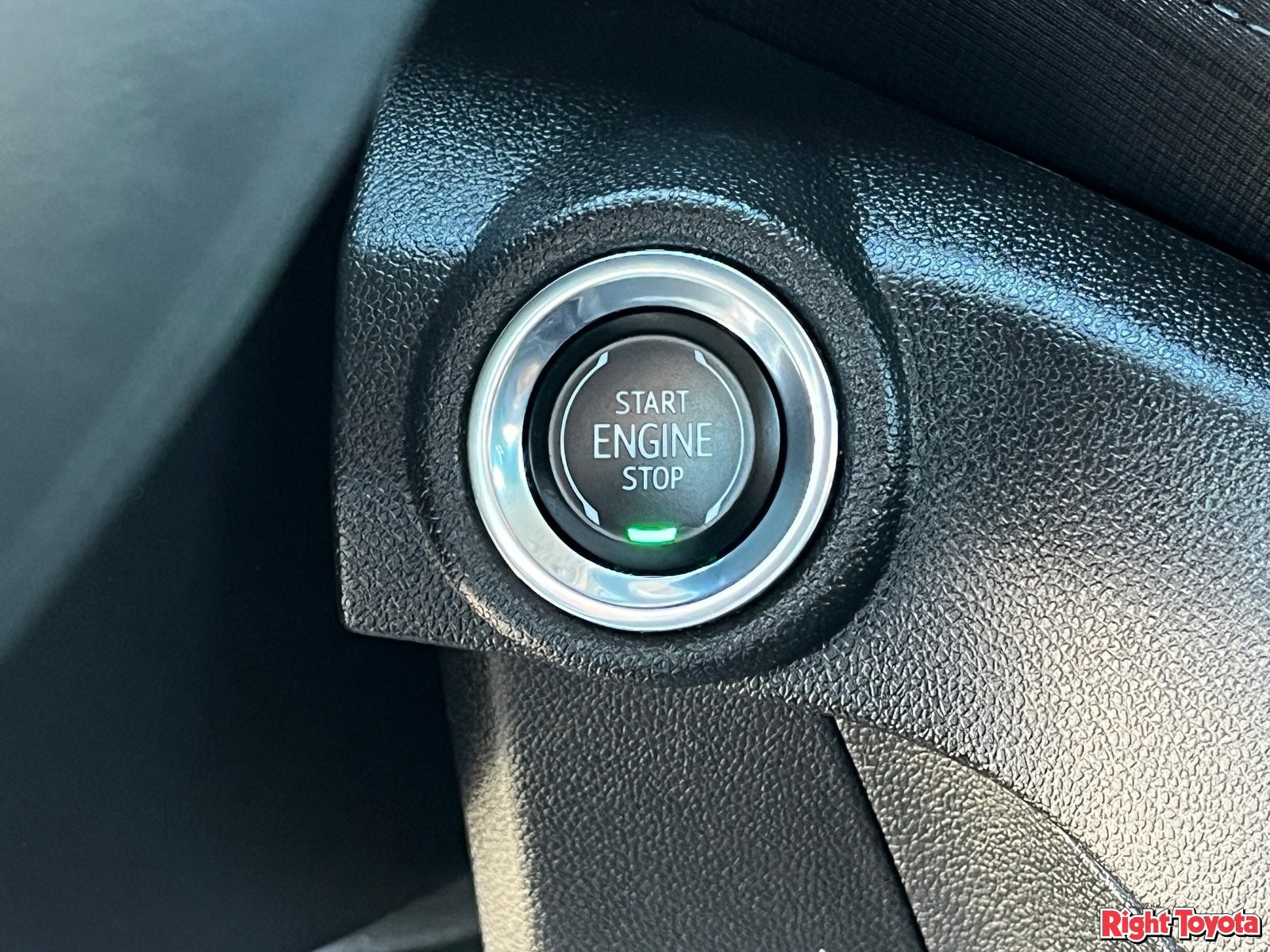 Used 2022 Chevrolet TrailBlazer LT w/ Convenience Package FWD image 25