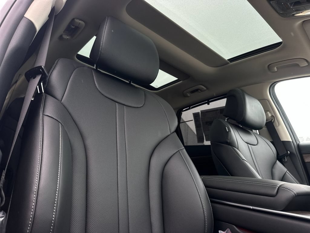 New 2026 Genesis GV80 2.5T Select AWD/4WD image 17