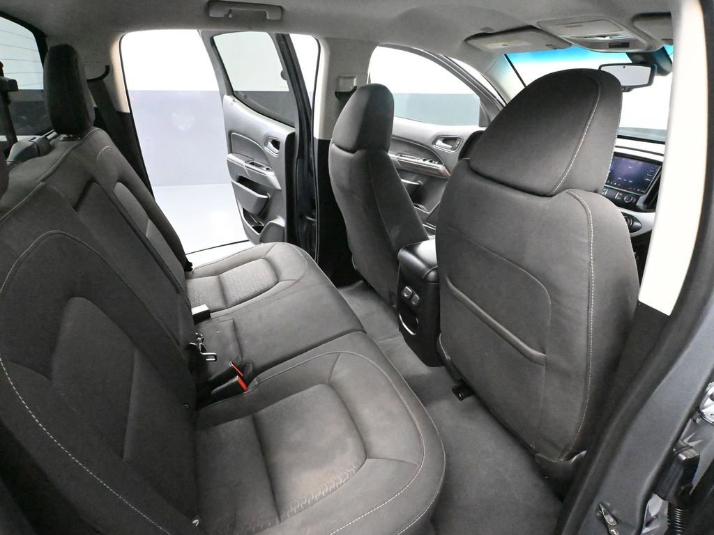 Used 2019 GMC Canyon SLE w/ SLE Convenience Package image 40