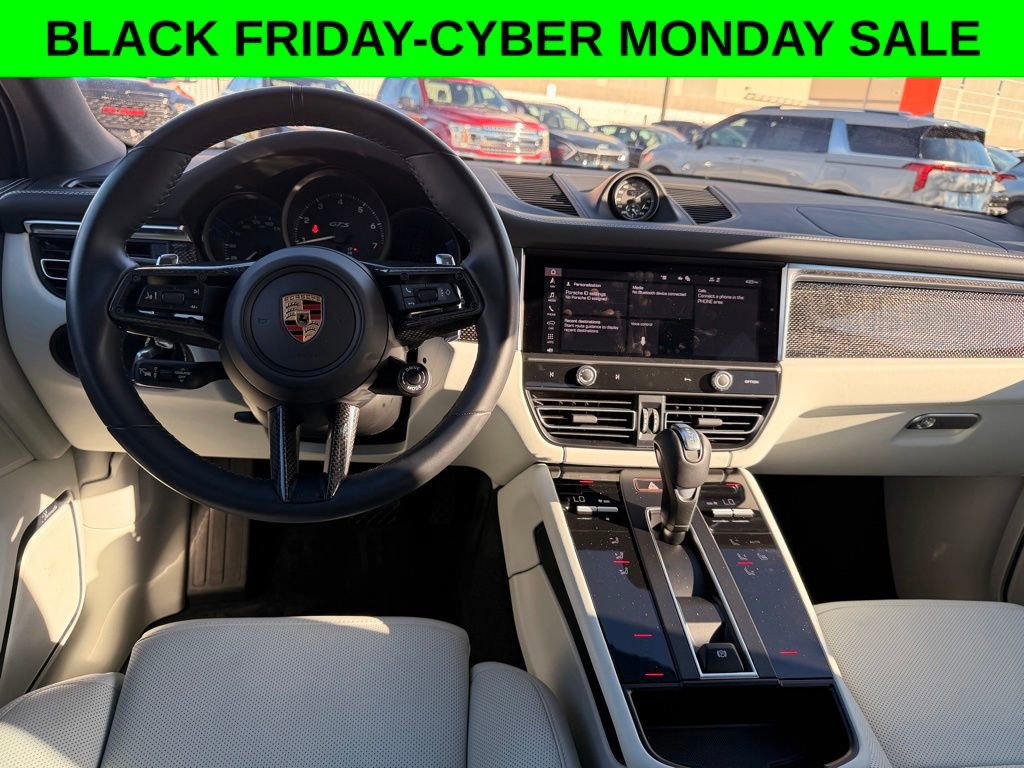 Used 2024 Porsche Macan GTS image 13