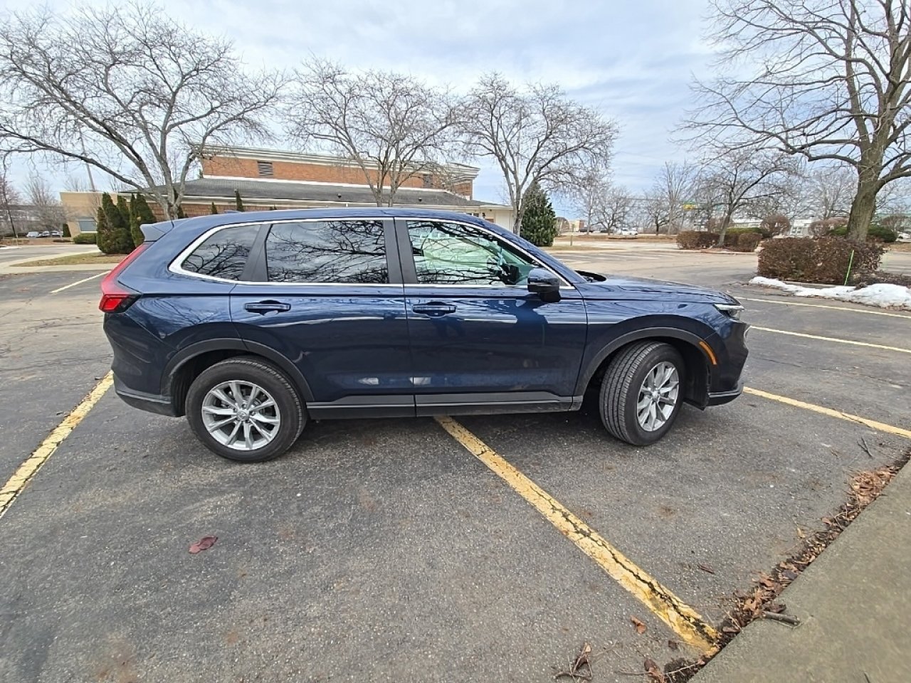 Used 2024 Honda CR-V EX-L image 7