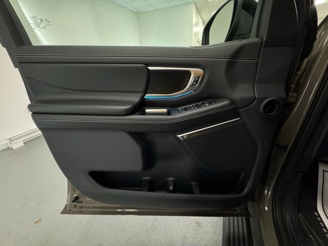 New 2026 Ford Expedition Max Platinum AWD/4WD image 16