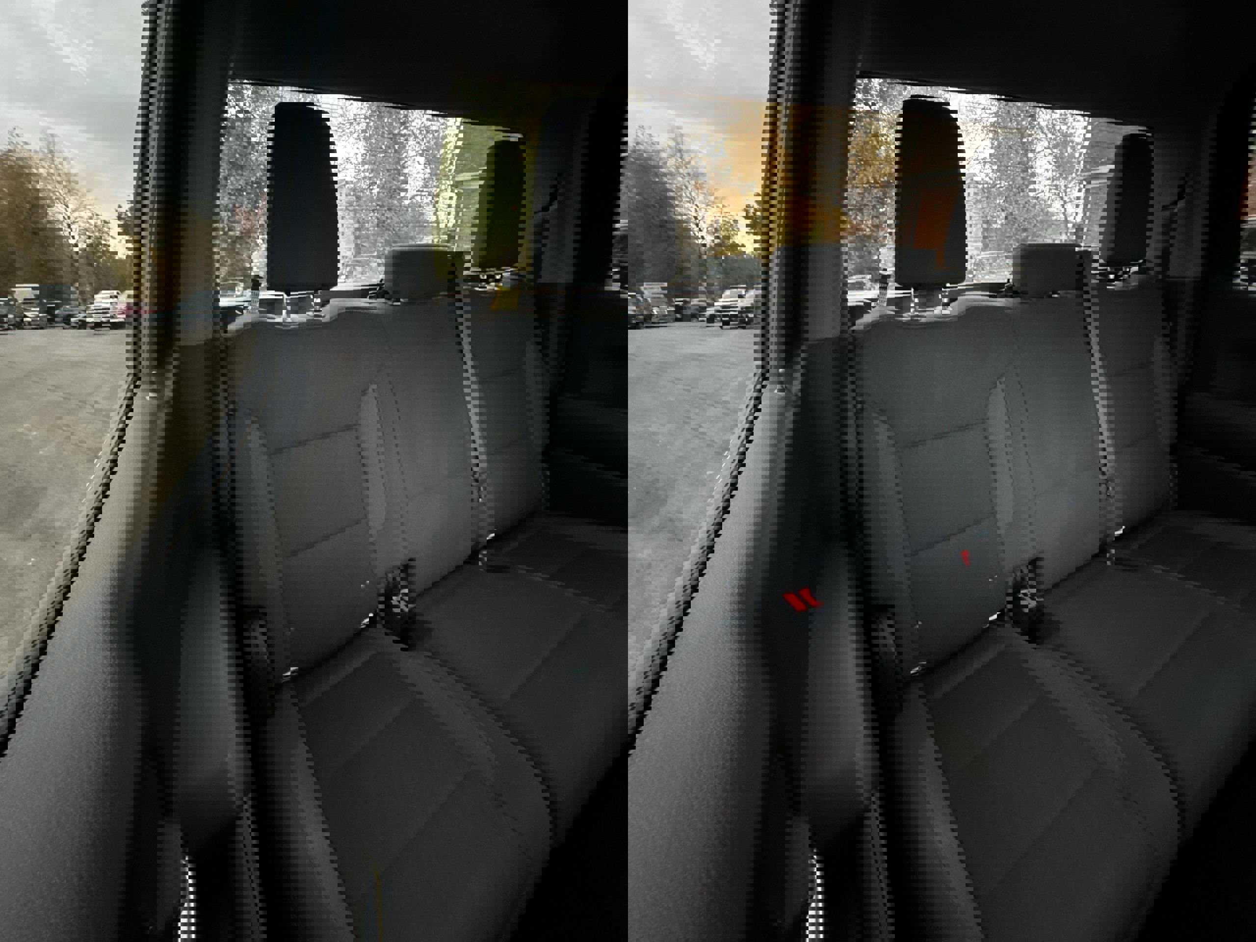 Used 2022 Chevrolet Silverado 1500 Custom image 28