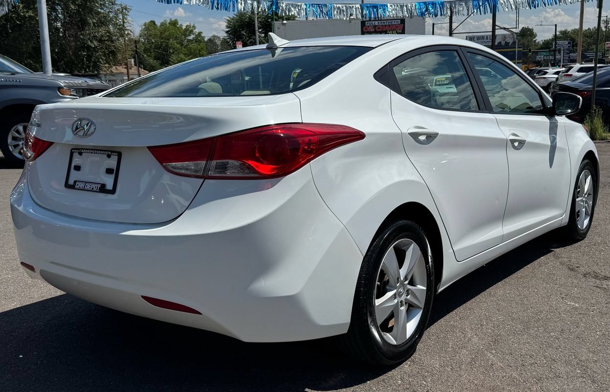 Used 2013 Hyundai Elantra GLS FWD image 3