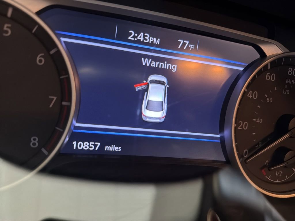 Used 2024 Nissan Sentra SV w/ All-Weather Package FWD image 3
