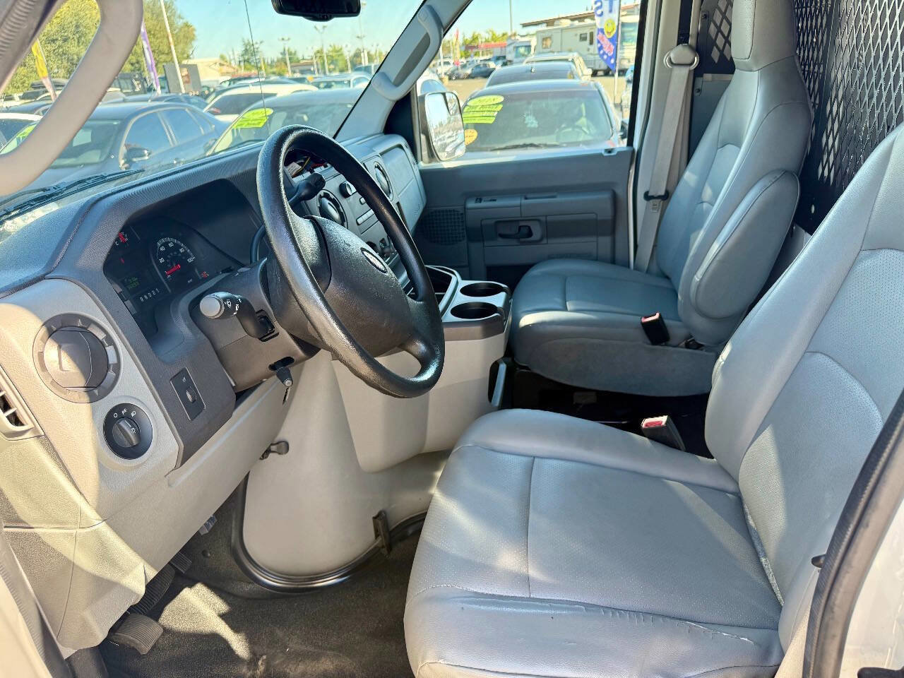 Used 2011 Ford E-150 and Econoline 150 w/ PWR Group image 16