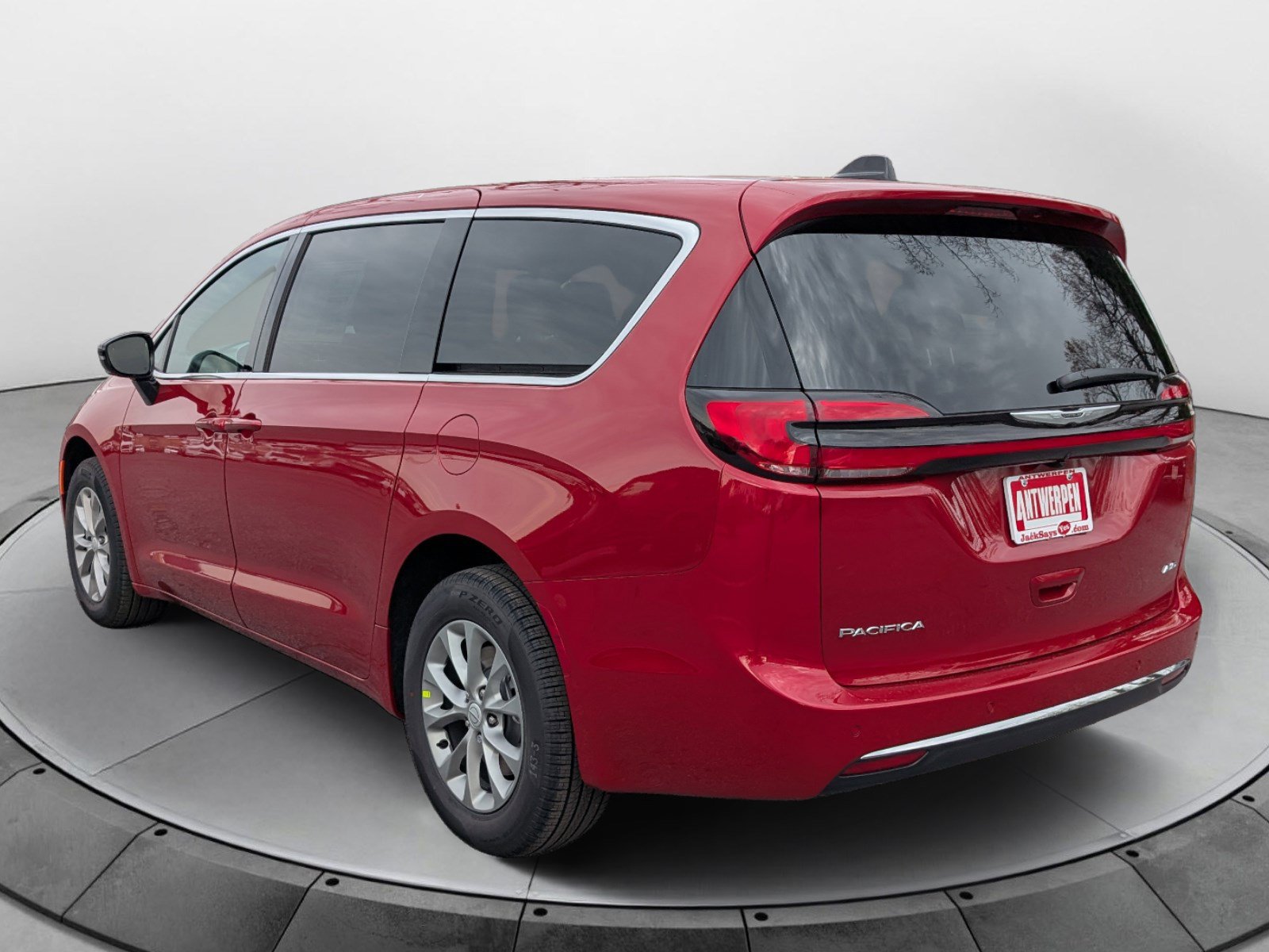 New 2026 Chrysler Pacifica Select AWD/4WD image 5