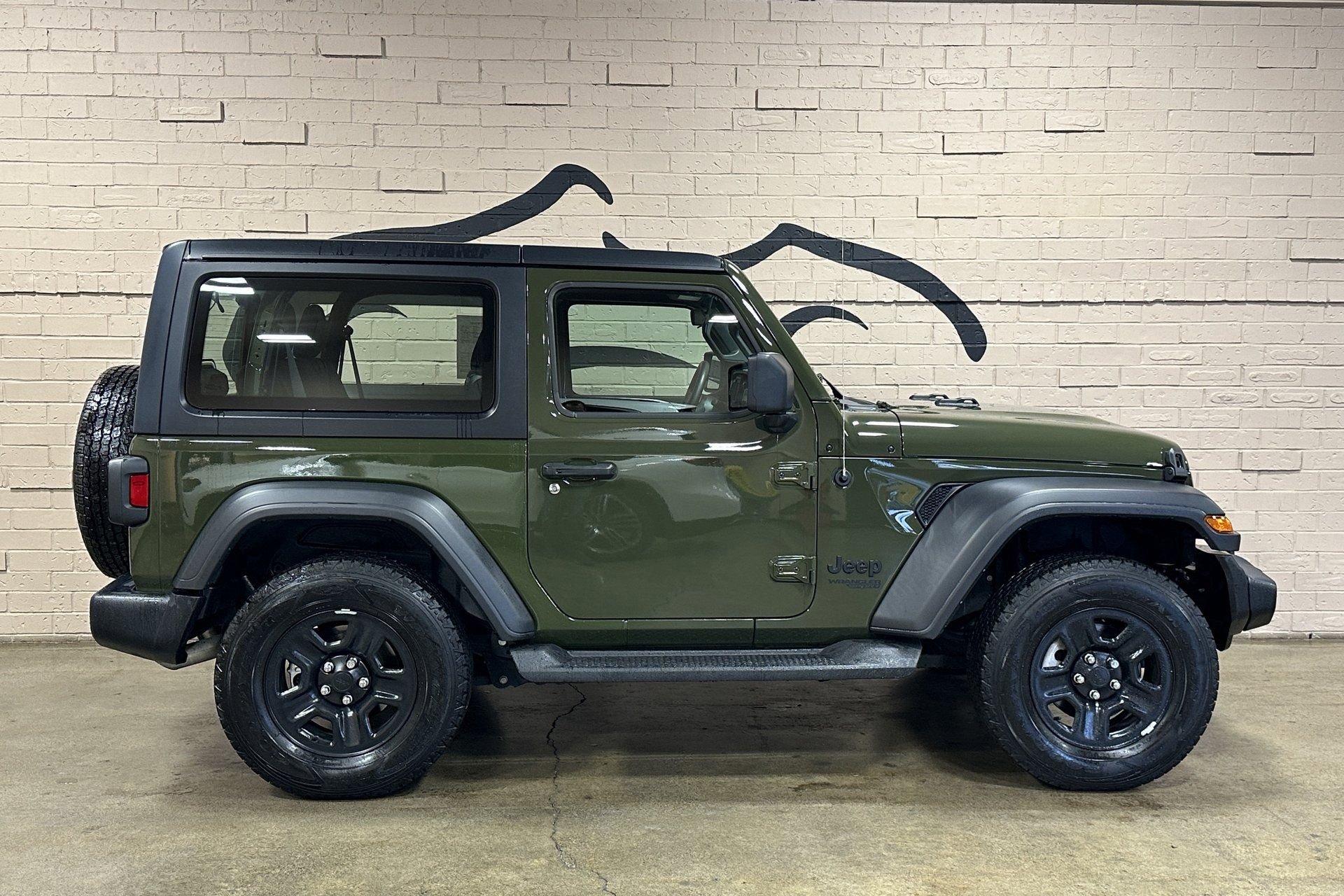 Used 2021 Jeep Wrangler Sport image 2