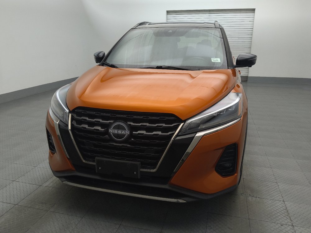 Used 2023 Nissan Kicks SR w/ SR Premium Package FWD image 15