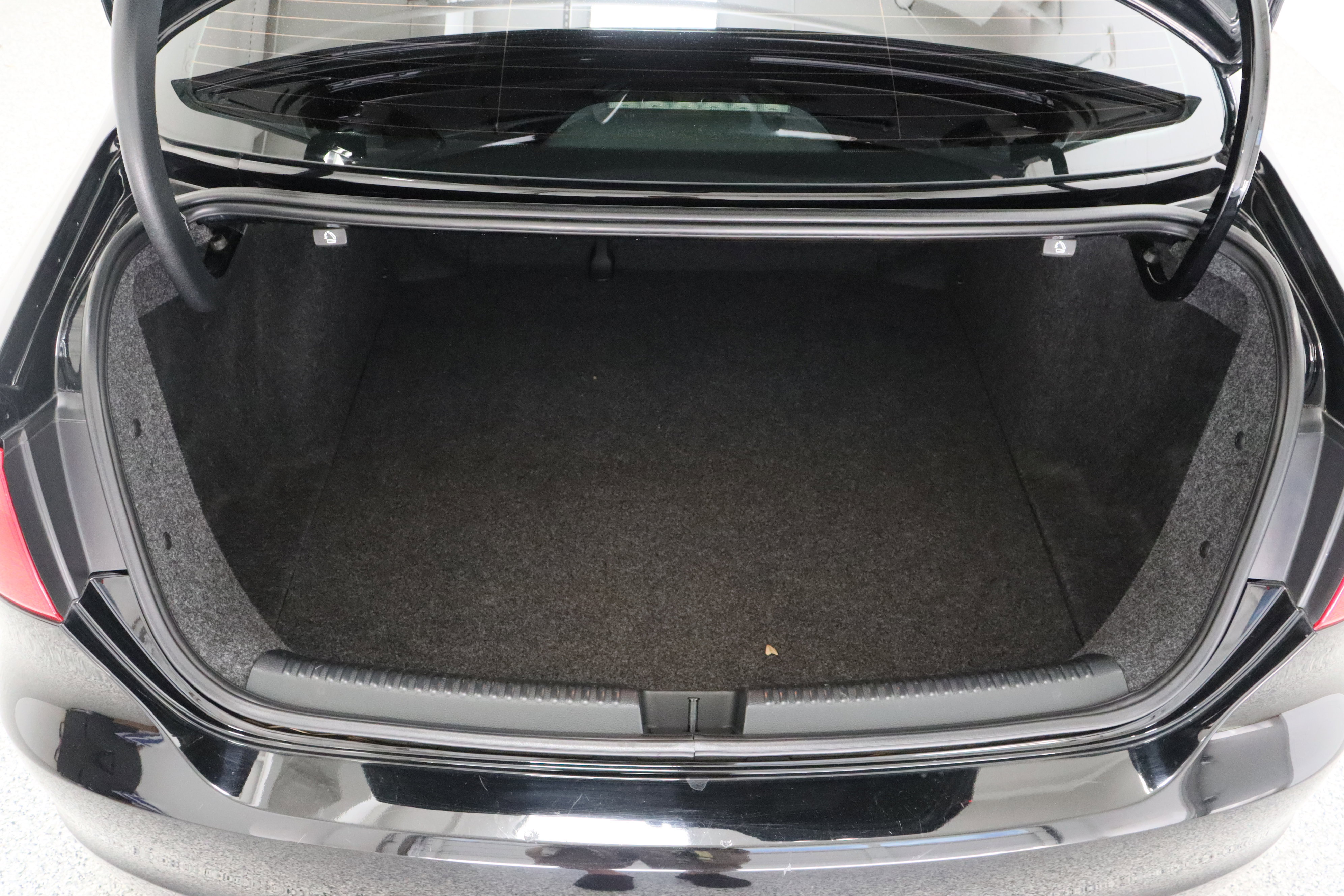 Used 2012 Volkswagen Jetta SE image 25