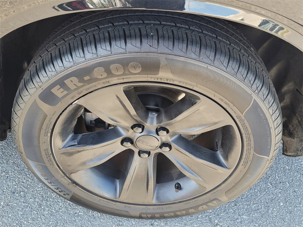 Used 2023 Dodge Challenger SXT image 14